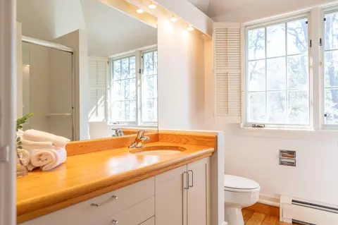 Bath - 65 75 Deer Path Way, Wellfleet, MA 02667 photo 3 of 7