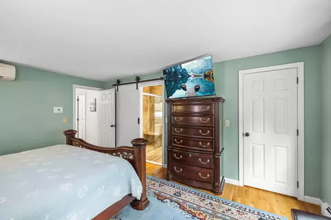 Bedroom - 175 Old Post Rd, Centerville, MA 02632 photo 3 of 7