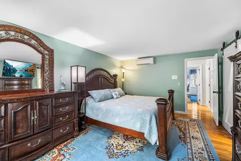 Bedroom - 175 Old Post Rd, Centerville, MA 02632 photo 2 of 7
