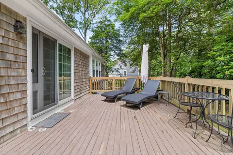 Exterior - 175 Old Post Rd, Centerville, MA 02632 photo 4 of 9