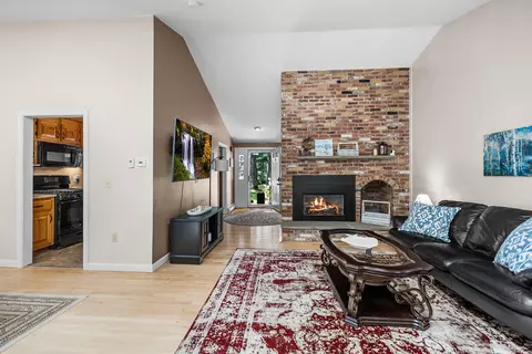 Living - 175 Old Post Rd, Centerville, MA 02632 photo 1 of 2
