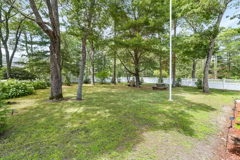Exterior - 175 Old Post Rd, Centerville, MA 02632 photo 6 of 9