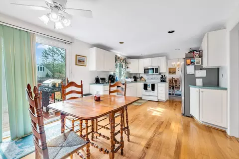 Kitchen - 52 Windlass Ln, Centerville, MA 02632 photo 3 of 3
