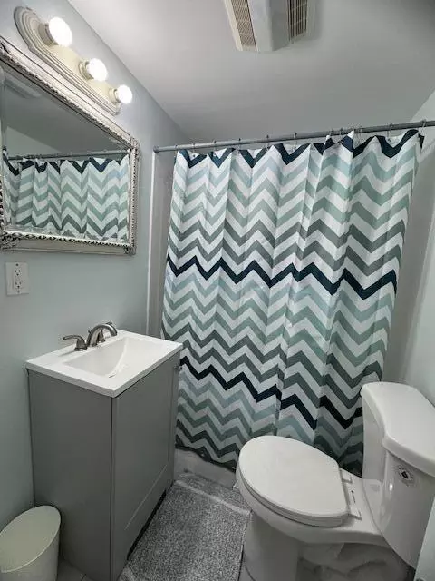 Bath - 120 Bearses Way, Hyannis, MA 02601 photo 1 of 1