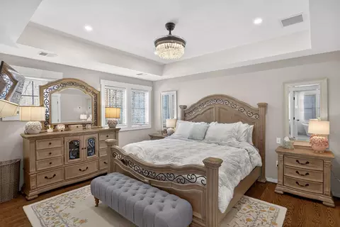 Bedroom - 79 Neshobe Rd, Mashpee, MA 02649 photo 1 of 8