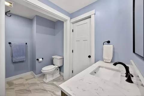Bath - 79 Neshobe Rd, Mashpee, MA 02649 photo 5 of 8