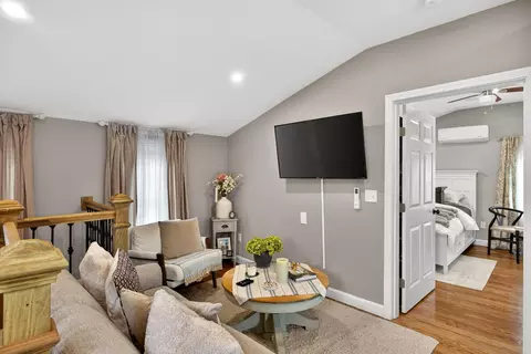 Living - 79 Neshobe Rd, Mashpee, MA 02649 photo 4 of 5