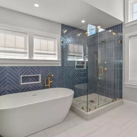 Bath - 3 Azalea Ln, Mashpee, MA 02649 photo 1 of 5
