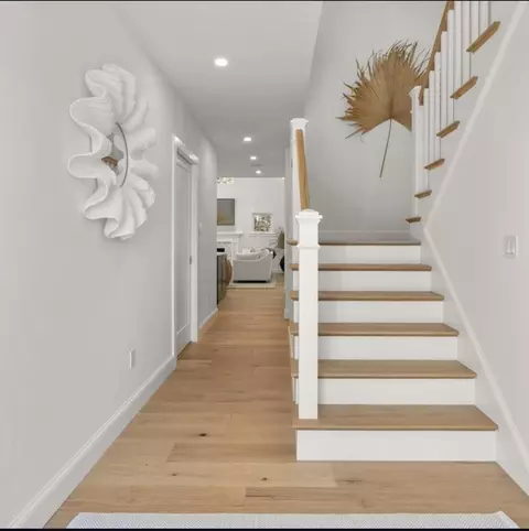 Entry Way - 3 Azalea Ln, Mashpee, MA 02649 photo 1 of 3