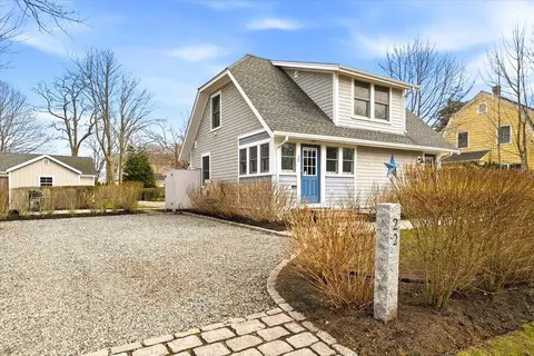 20 Nye Rd #20-26, Falmouth, MA 02540