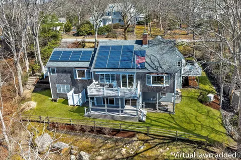 18 Gray Rocks West Rd, North Falmouth, MA 02556