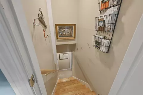 Entry Way - 43 Chickadee Ln, Centerville, MA 02632 photo 3 of 3