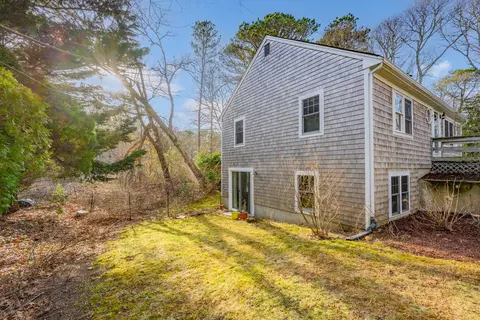 Exterior - 43 Chickadee Ln, Centerville, MA 02632 photo 18 of 25