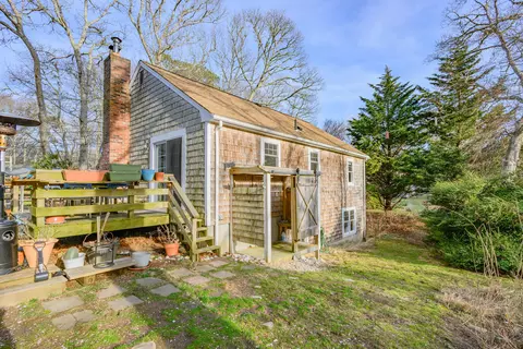 Exterior - 43 Chickadee Ln, Centerville, MA 02632 photo 16 of 25