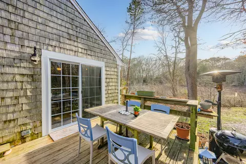 Exterior - 43 Chickadee Ln, Centerville, MA 02632 photo 6 of 25