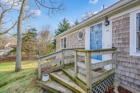 Exterior - 43 Chickadee Ln, Centerville, MA 02632 photo 24 of 25