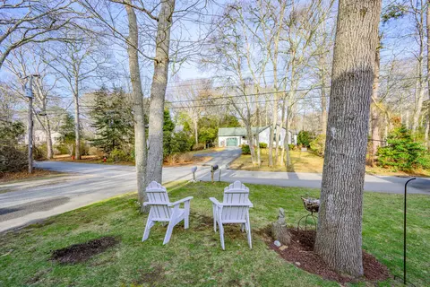 Exterior - 43 Chickadee Ln, Centerville, MA 02632 photo 20 of 25