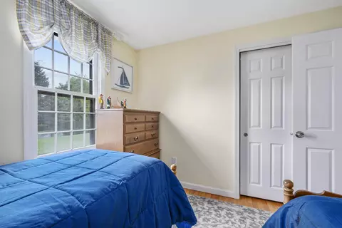 Bedroom - 290 Riverview Ln, Centerville, MA 02632 photo 5 of 5