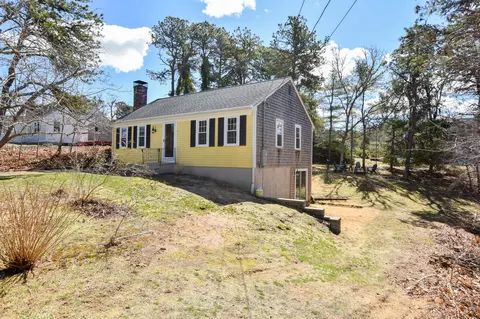 21 Quail Trl, South Chatham, MA 02659