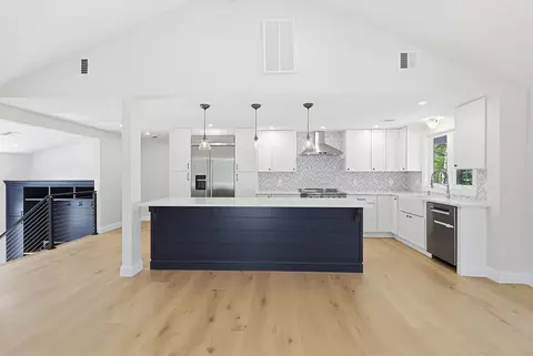 Kitchen - 31 Marway, Mashpee, MA 02649 photo 5 of 5