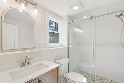 Bath - 31 Marway, Mashpee, MA 02649 photo 3 of 4