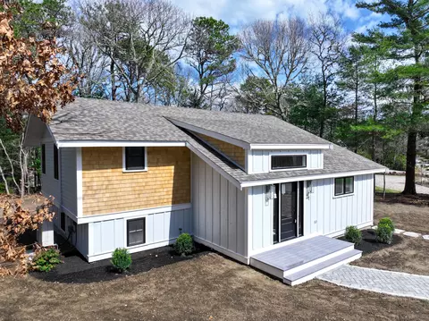 Exterior - 31 Marway, Mashpee, MA 02649 photo 8 of 11