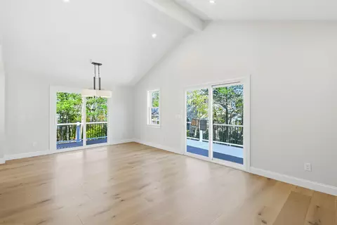 Living - 31 Marway, Mashpee, MA 02649 photo 3 of 4