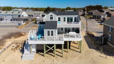 141 Old Wharf Rd, Dennis Port, MA 02639