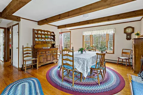 204 Farmersville Rd, Sandwich, MA 02563