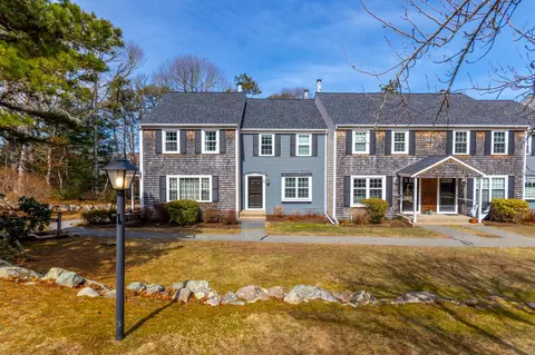 81 Woodview Dr UNIT 81, Brewster, MA 02631