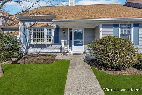 3 Melville Ct UNIT C, Pocasset, MA 02559