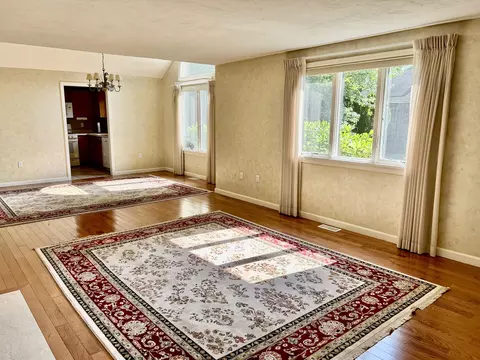 Living - 28 Windward St UNIT 28, Mashpee, MA 02649 photo 3 of 6