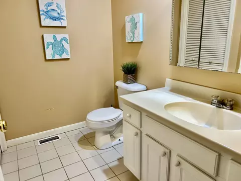 Bath - 28 Windward St UNIT 28, Mashpee, MA 02649 photo 2 of 2