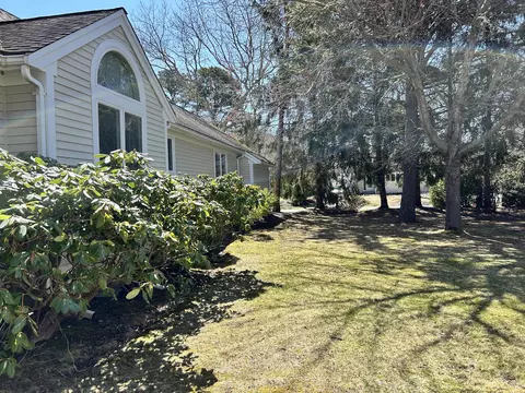 Exterior - 28 Windward St UNIT 28, Mashpee, MA 02649 photo 5 of 12