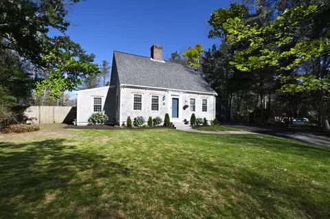 10 Hunters Trl, Sandwich, MA 02563
