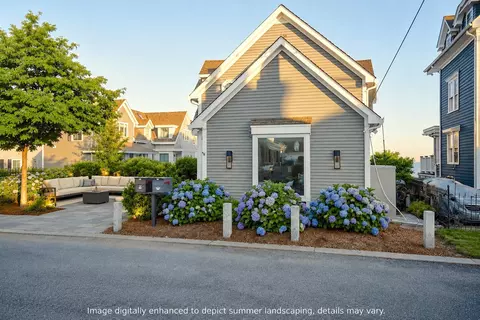 167 Commercial St UNIT 1, Provincetown, MA 02657