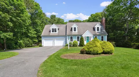 122 Evelyns Dr, Brewster, MA 02631
