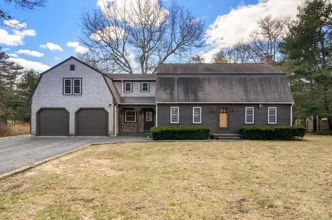 22 Pinecrest Dr, Forestdale, MA 02644