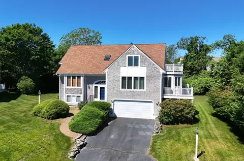 11 Joyce Cir, East Dennis, MA 02641