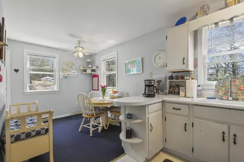 47 Cliff Rd, Monument Beach, MA 02553 photo 13