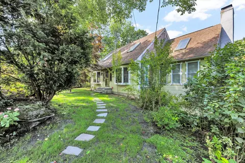 47 Galleon Dr, Hatchville, MA 02536