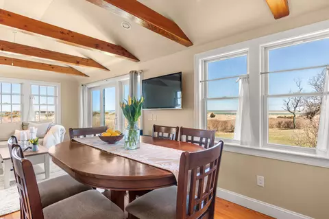Dining - 280 Harbor Point Rd, Barnstable, MA 02630 photo 1 of 2