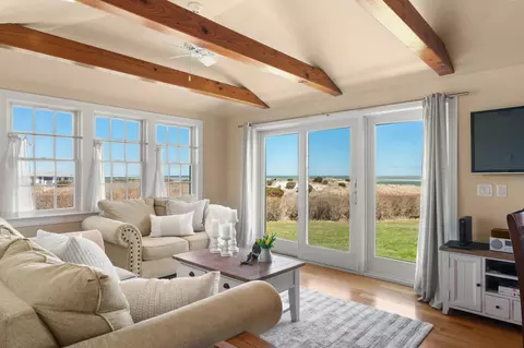Living - 280 Harbor Point Rd, Barnstable, MA 02630 photo 1 of 2