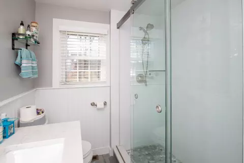 Bath - 89 Trout Brook Rd, Cotuit, MA 02635 photo 3 of 9