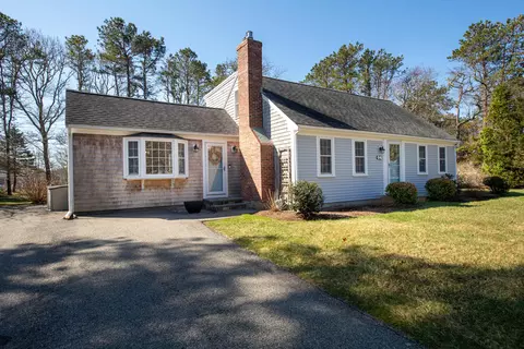 Exterior - 89 Trout Brook Rd, Cotuit, MA 02635 photo 3 of 13