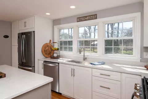 Kitchen - 89 Trout Brook Rd, Cotuit, MA 02635 photo 3 of 5