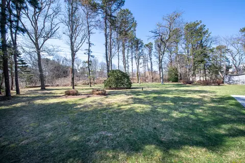 Exterior - 89 Trout Brook Rd, Cotuit, MA 02635 photo 12 of 13