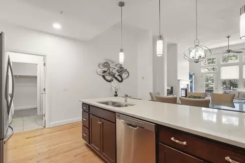 21 Grey Hawk Dr UNIT 21, Mashpee, MA 02649