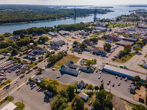 9 Harrison Ave, Buzzards Bay, MA 02532 photo 4