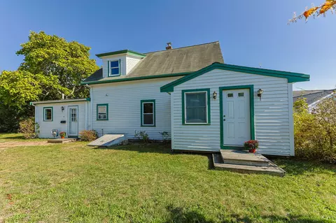 9 Harrison Ave, Buzzards Bay, MA 02532 photo 9